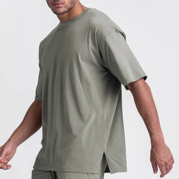 Übergroßes atmungsaktives Sportshirt für Herren