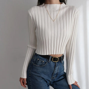 Ribbed Long-Sleeve Knit Top – Minimalist Retro Style for Mid-Season Looks