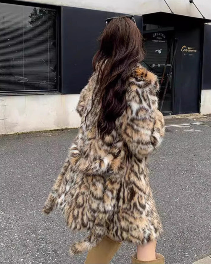 Fashion Mid-Length Fox Fur Coat – Chic Street Style