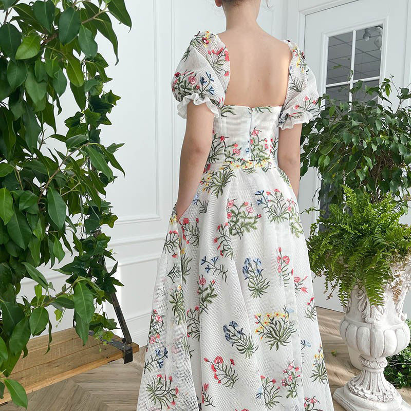 Women's Backless Embroidered Two-Piece Set – Fitted Waist Top & Floral Mid-Length Skirt