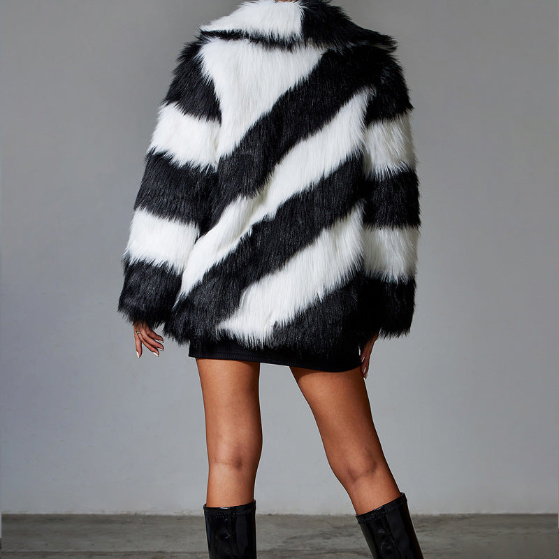 Lapel Contrast Color Fur Coat – Minimalist & Trendy