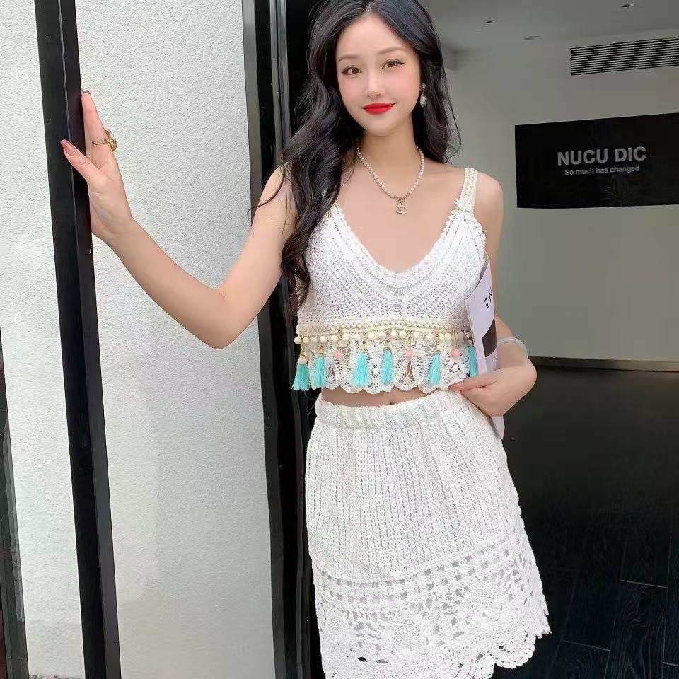 Women’s Knitted Camisole & High-Waisted Skirt Set – Effortless Summer Charm