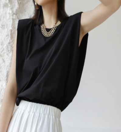 Sleeveless Velvet-Silk Women's Tee – Effortless Chic with a Relaxed Fit