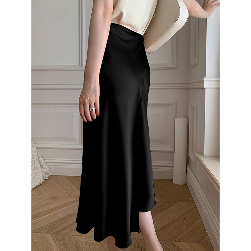 Eva | High-Waisted Skirt with Asymmetrical Cut – Refined & Stylish Touch